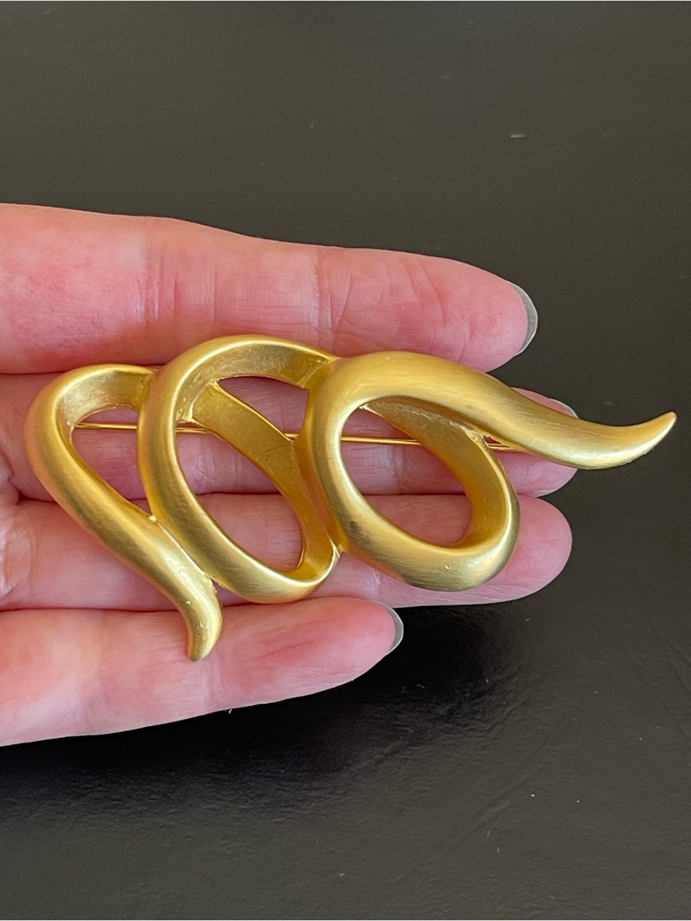 Gold-Tone Sculptural Swirl Brooch - Women Accessories